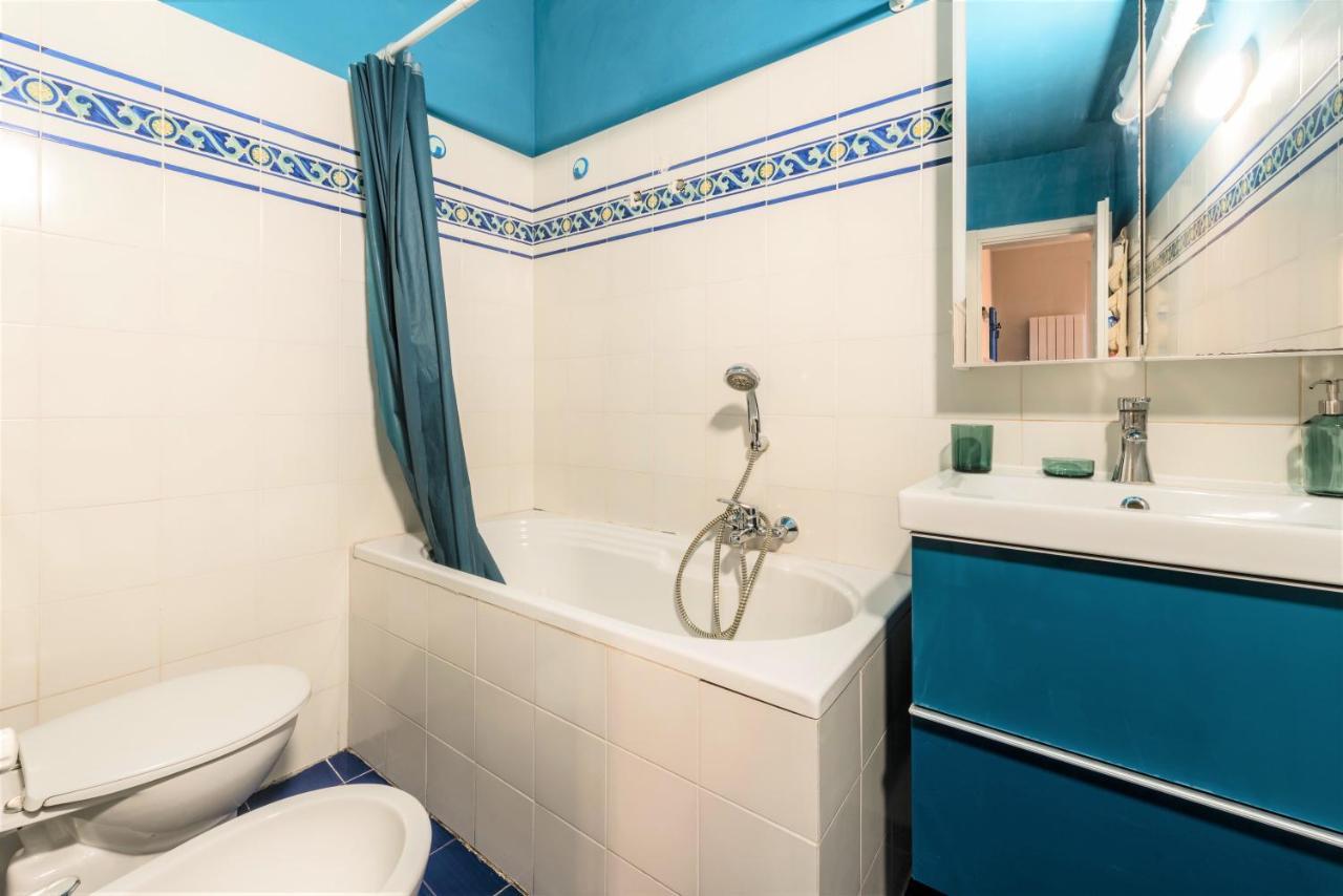 Hostly - La Pera Suite Apartment - 2 Bedrooms, Full Center 比萨 外观 照片